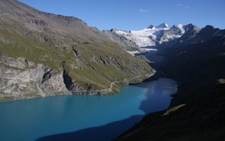 Mountain hut tour