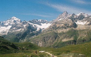 Une belle vue en chemin vers la cabane du Petit Mountet (2.142 m)