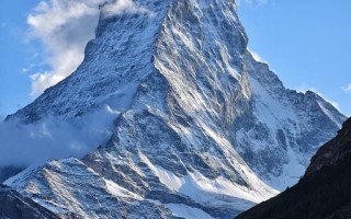 Le majestueux Cervin (4.478 m) dans la chaîne des Alpes !