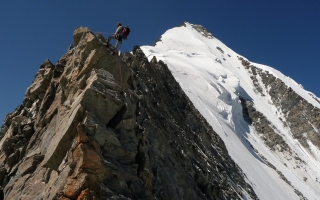 Ascension du Weisshorn (4.505 m) via l'arête nord